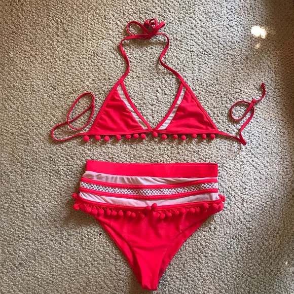 Tularosa Red Swim- XS top, S bottoms - Picture 7 of 15